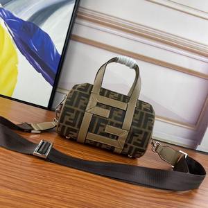 Fendi Handbags 476